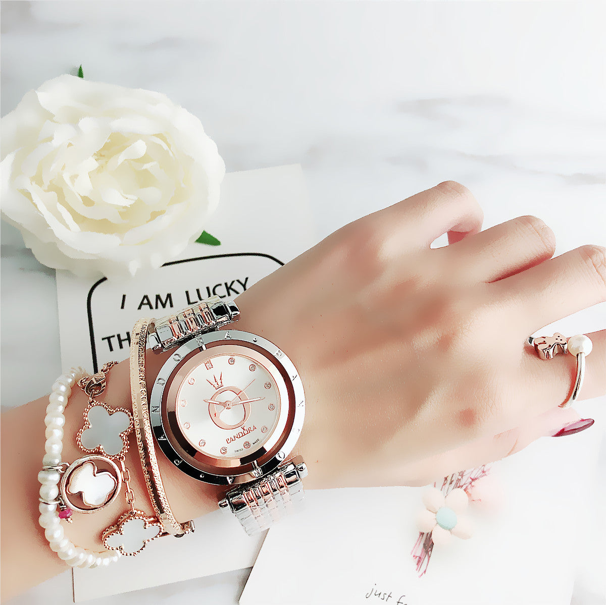 P A N D O R A Moments Luxttier