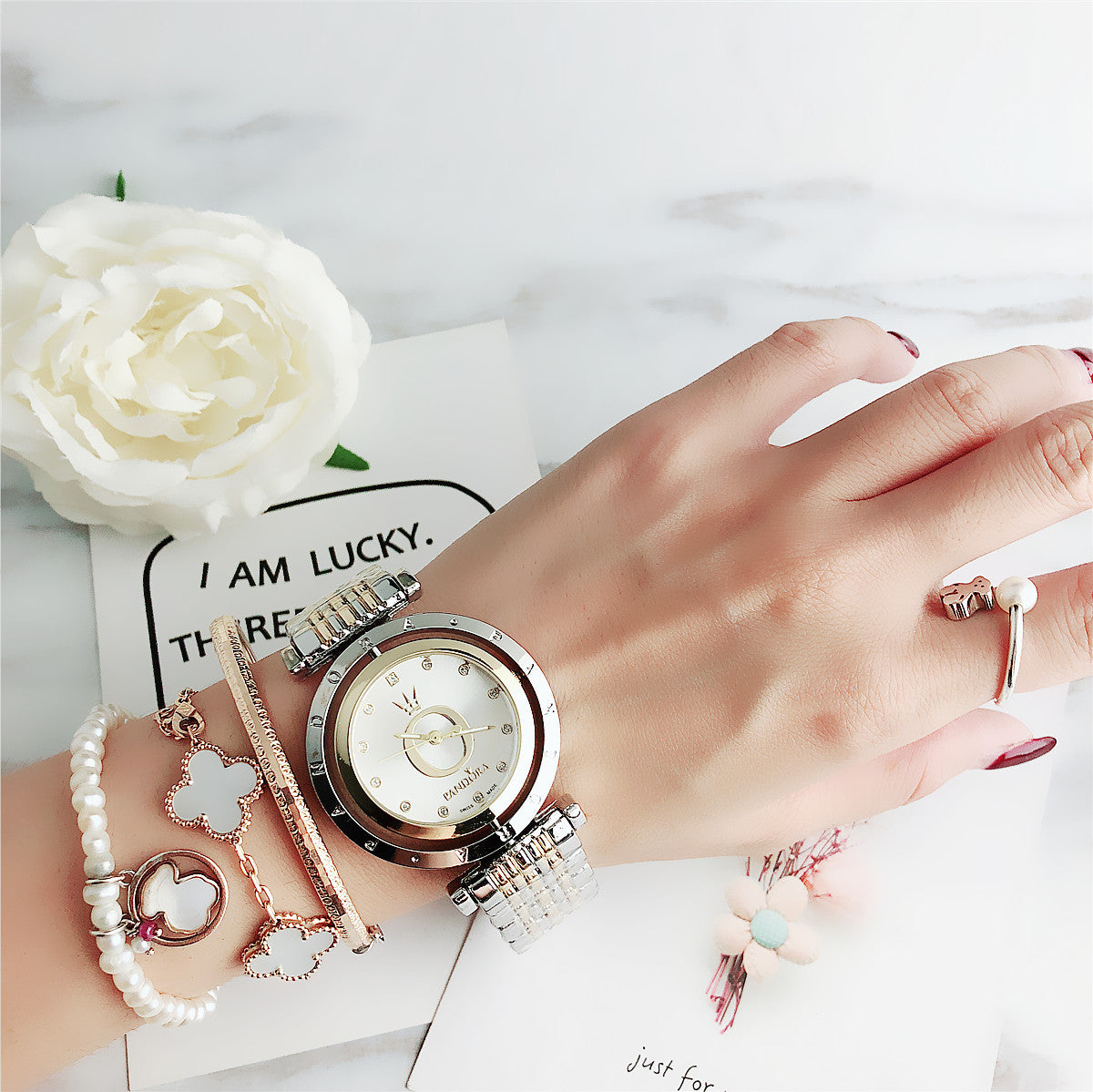 P A N D O R A Moments Luxttier